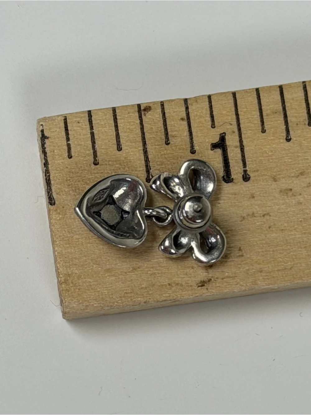 Vintage Sterling Silver Heart With Bow Marcasite Earrings‎